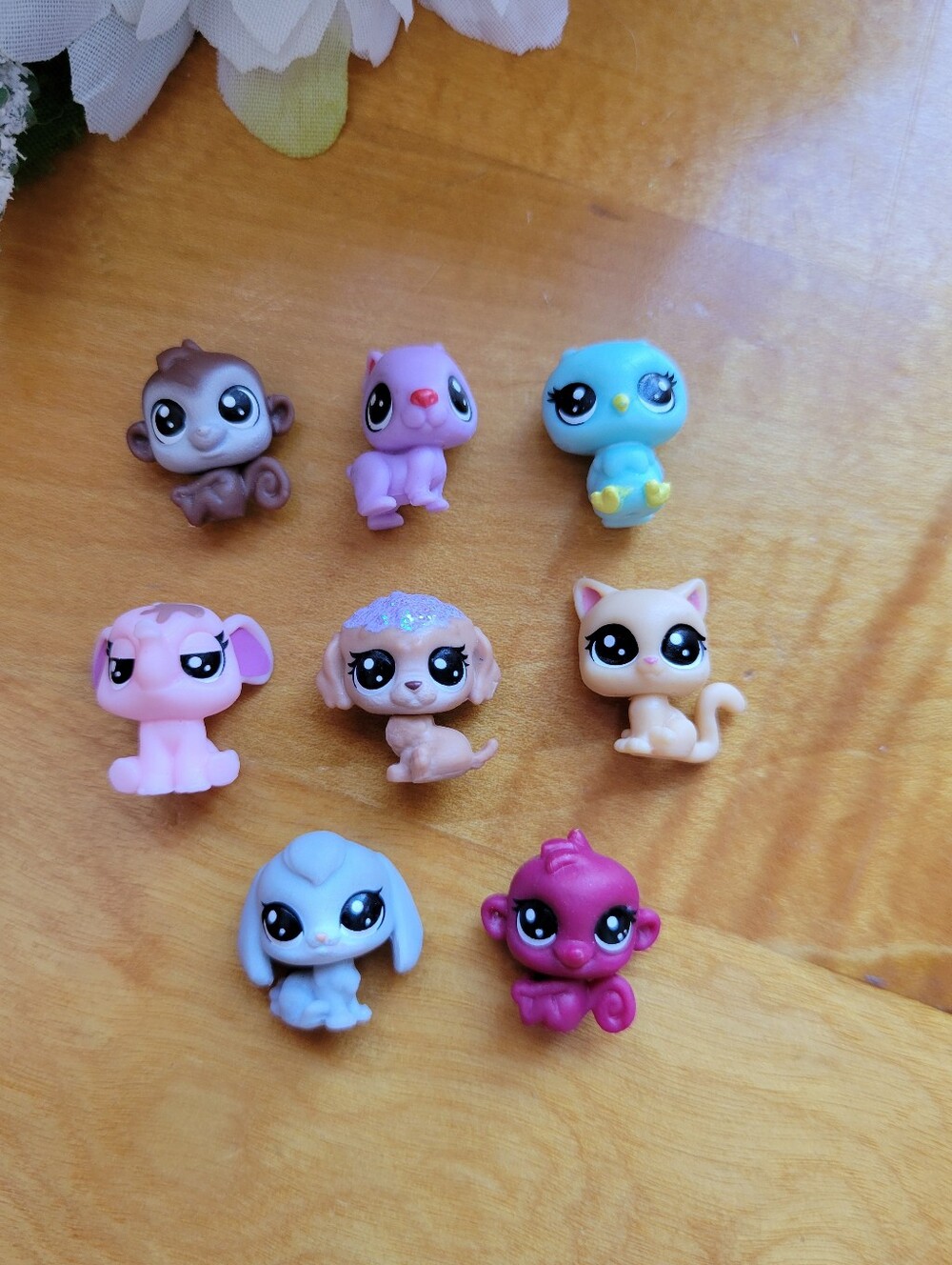 Littlest Pet Shop LPS Mini Pets Set Of 8
